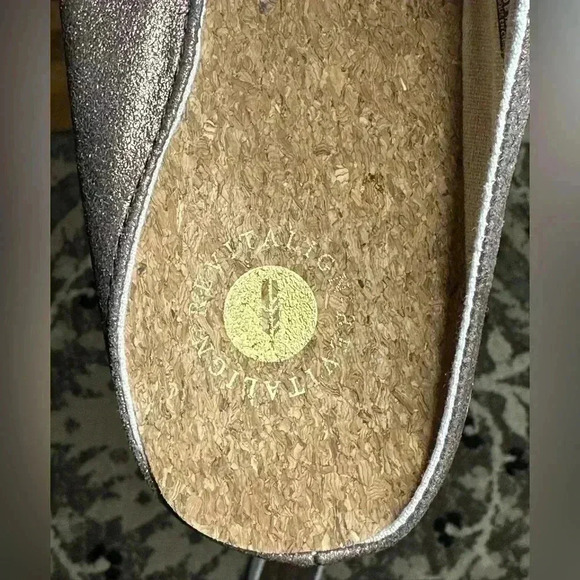 New Revitalign Metallic Mocha Sneaker Mule 9.5 - Picture 9 of 10